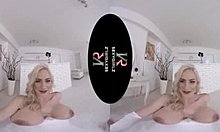 VR Sexy Girlz.com - Vrouw neukt met beste vrienden